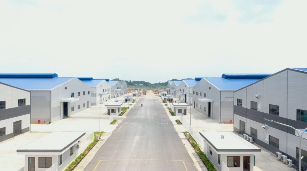 To hop nha xuong Logistics Nam Viet 1